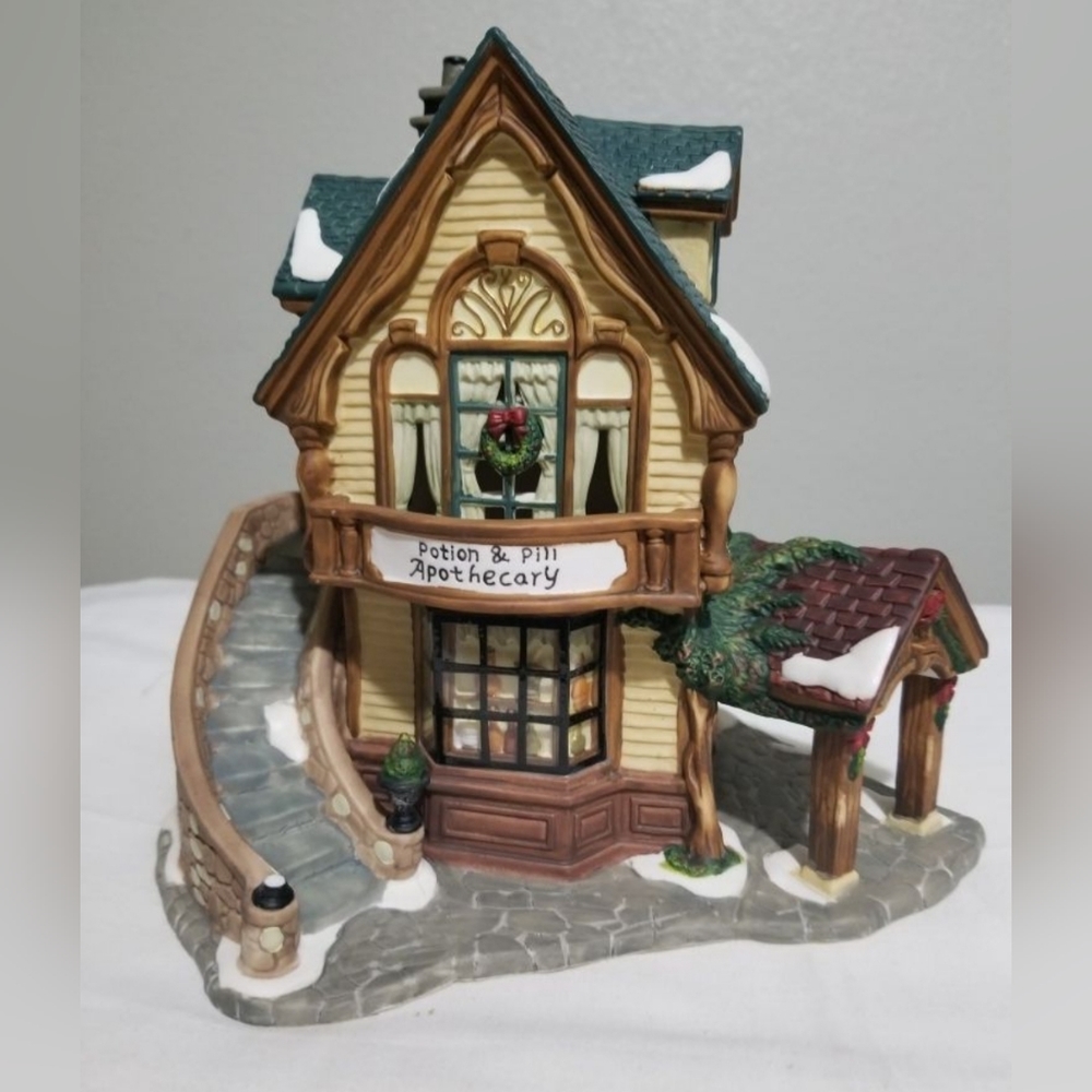 Ceramic Christmas Village Pieces